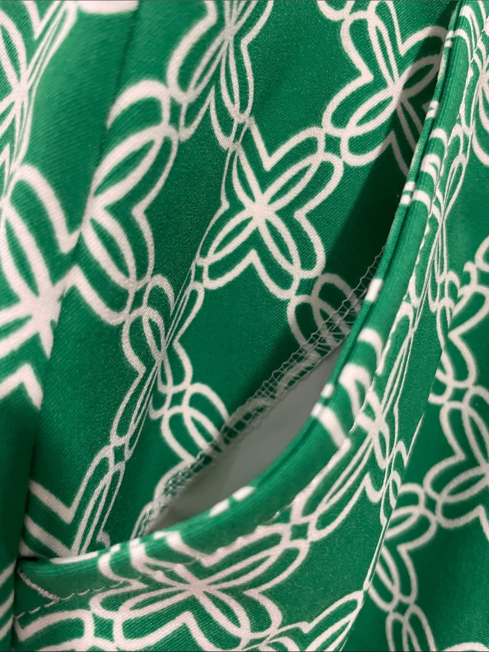 Lilly Pulitzer Green Mini Skirt with White Geometric Print - Picture 4 of 7